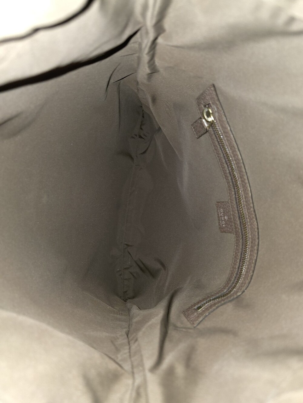 Pre-loved Rare Gucci GG Supreme Monogram Drawstring Backpack/Bag - Picture 14 of 16